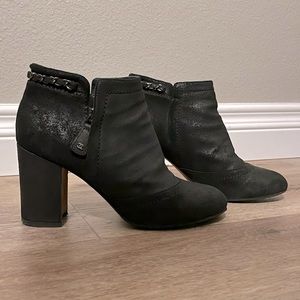 Authentic CHANEL Glazed Suede Boots EU38/US7